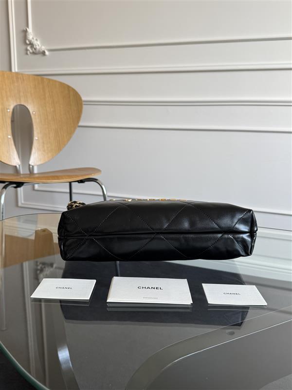 2026127215212598 600